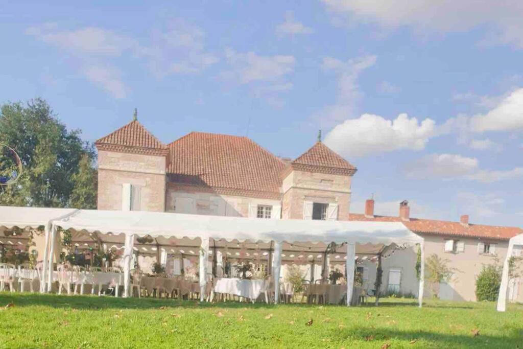 Chateau D'Issandou Golfech Exterior photo